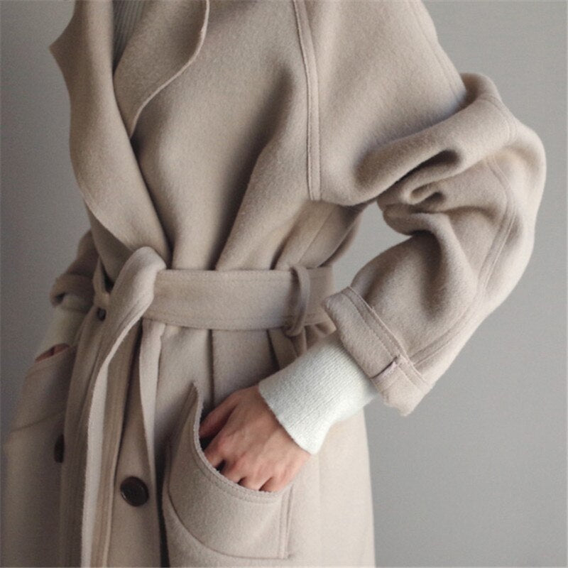 Laura™ Elegant trenchcoat